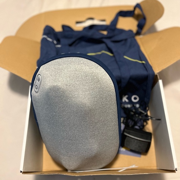 Kumo Mini Miko Back Massaging Pillow - Picture 3 of 3